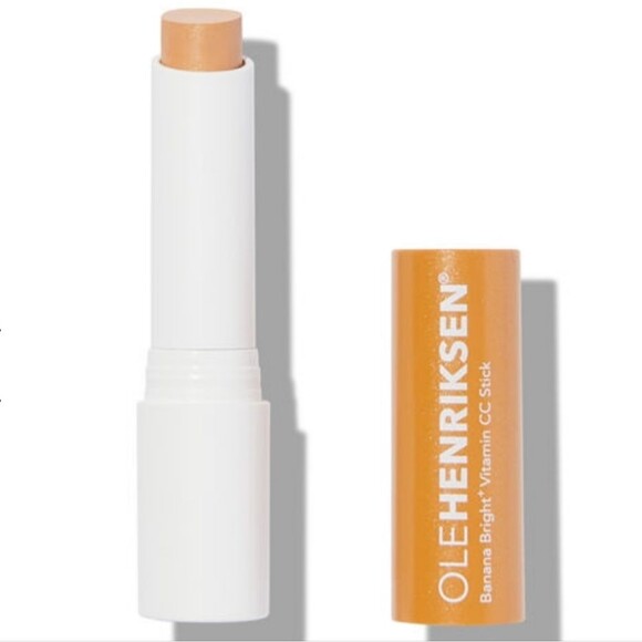 Ole Henriksen Banana Bright Vitamin CC Stick In Apricot Medium To Medium Deep - Picture 2 of 8